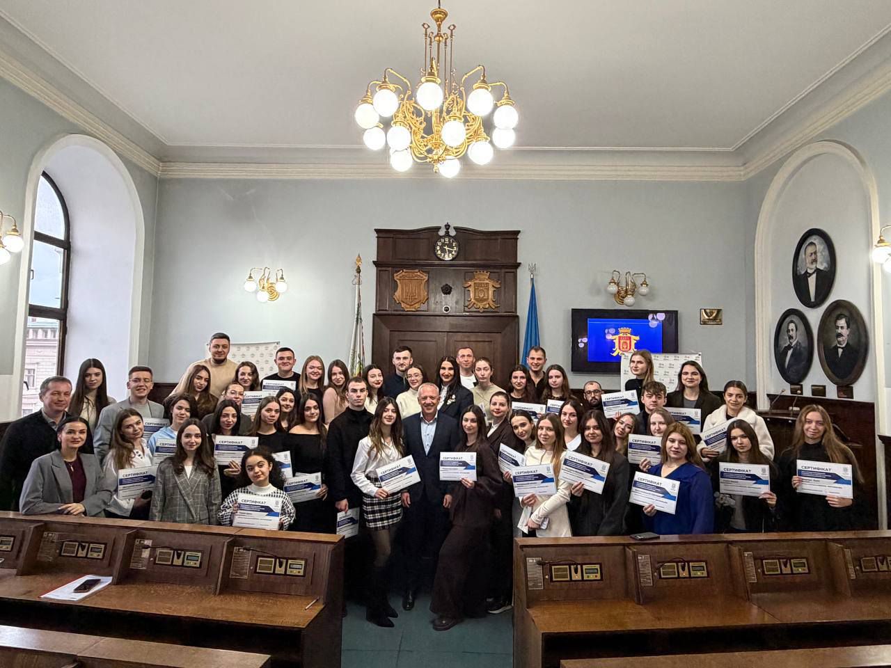 У Чернівецькій міській раді завершилася вже сьома хвиля стажування молоді